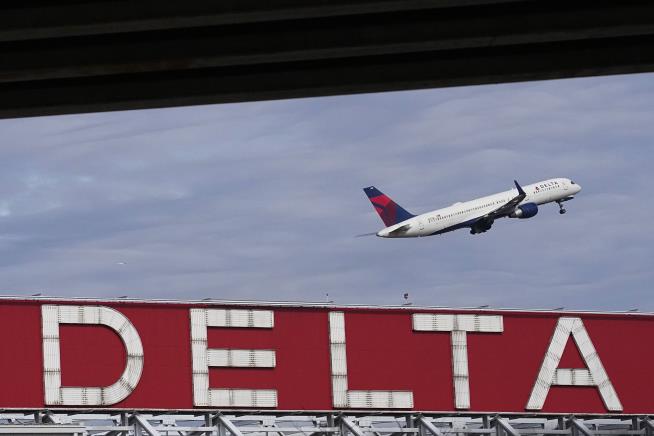 Airlines Lead the Way on a Winning Day for Wall Street