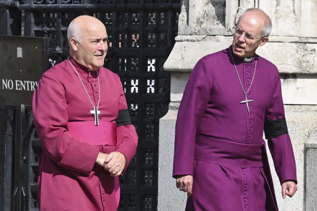 UK Archbishop: Word in 'Our Father' May Be 'Problematic'