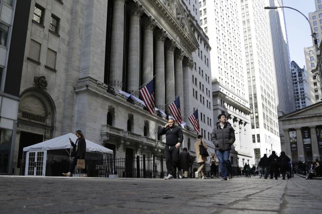 Bank Profit Reports Extend Wall Street Rally