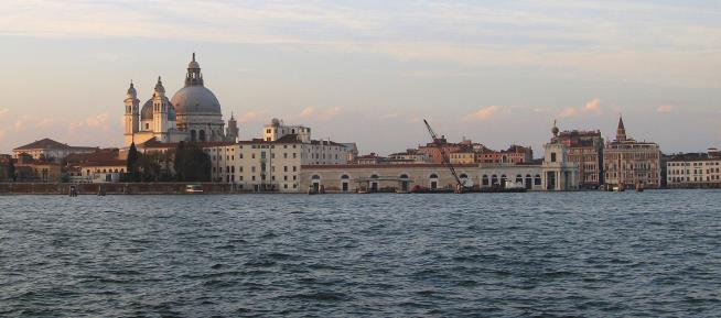 UNESCO Considers Labeling Venice 'Endangered'