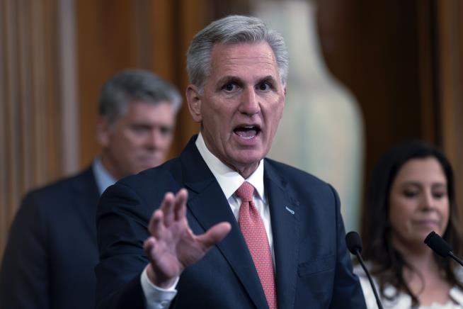 As House Returns, McCarthy Is on a Tightrope