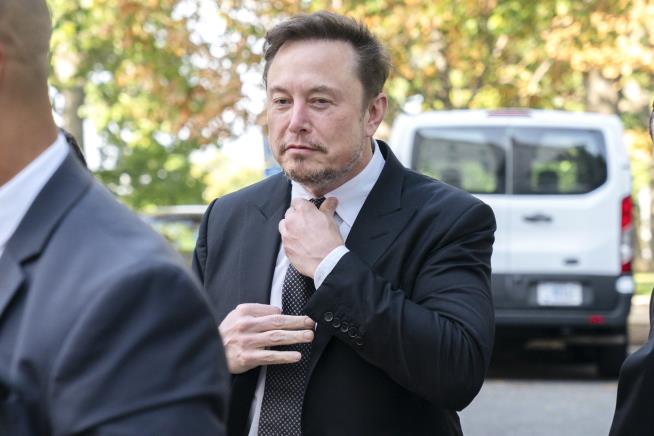 DOJ's Tesla Probe Goes Beyond Alleged Glass House for Musk