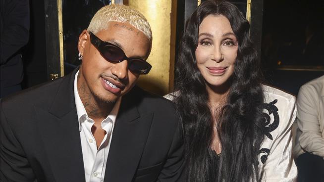 Cher Accused of Hiring Men to Abduct Her Son From Hotel