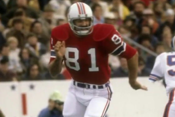 Former 49ers tight end Russ Francis, 70, dies in plane crash