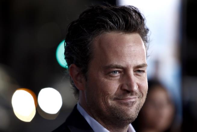 Heartbroken Tributes to Matthew Perry Pour In