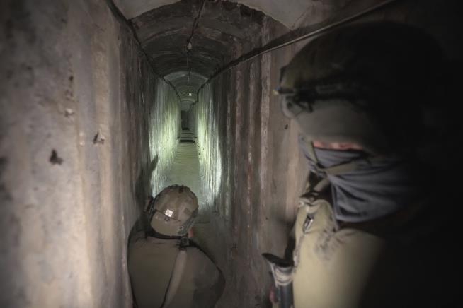 Israel Starts to Flood Gaza Tunnels: Reports