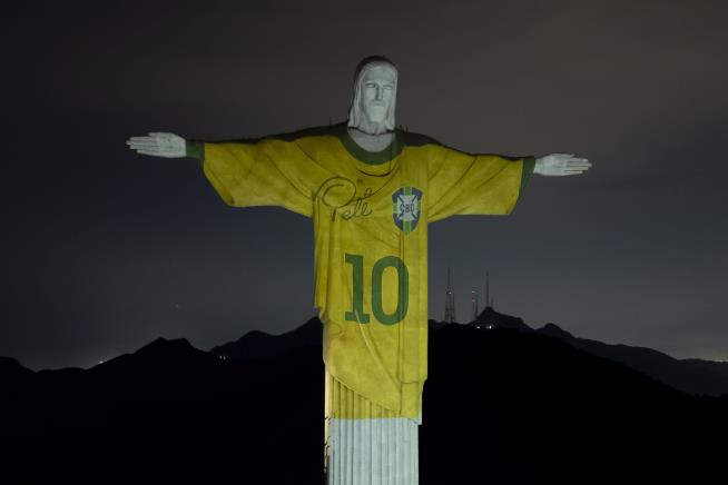Brazil, Pope Honor Pele