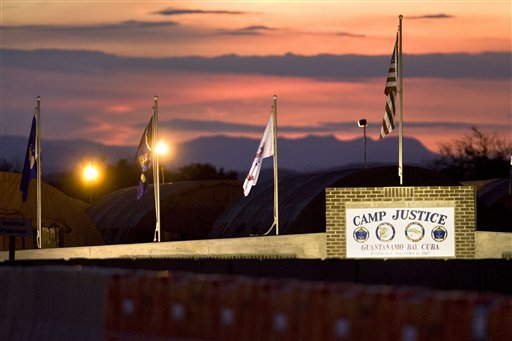 Gitmo Detainees Begin Court Challenge