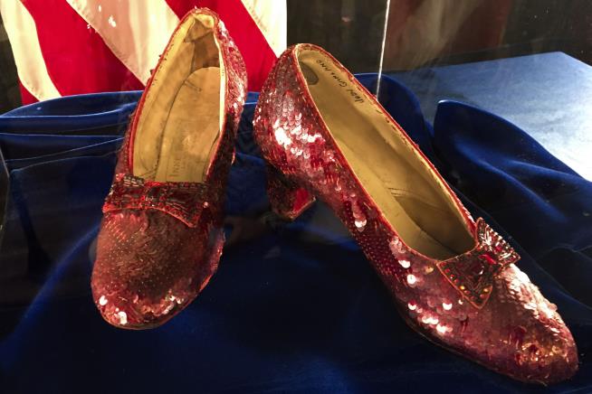 Ruby Slippers Thief Wanted to Make 'One Last Score'