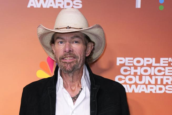 Country Singer-Songwriter Toby Keith Dies at 62