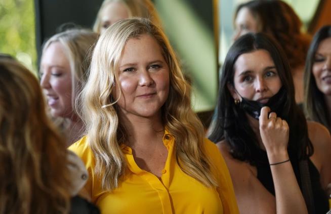 Amy Schumer: I Have Cushing Syndrome