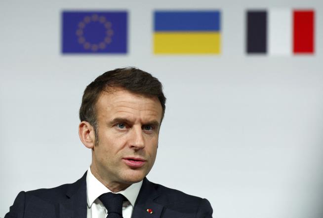 Macron: Western Troops on the Ground in Ukraine Is Possible