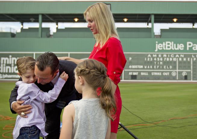 Widow of Red Sox Pitcher Dies 5 Months After He Did
