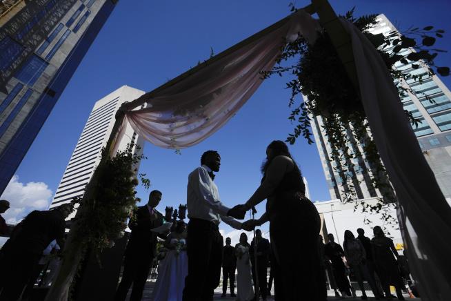 US Marriages Return to Pre-Pandemic Levels