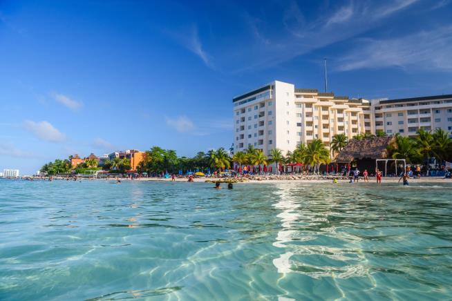 Mexican Cartel Targets Seniors' Timeshares