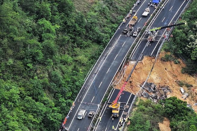 Dozens Killed in China Highway Collapse