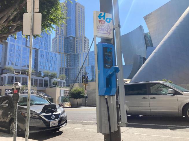 California Reaches Milestone in EV Charging
