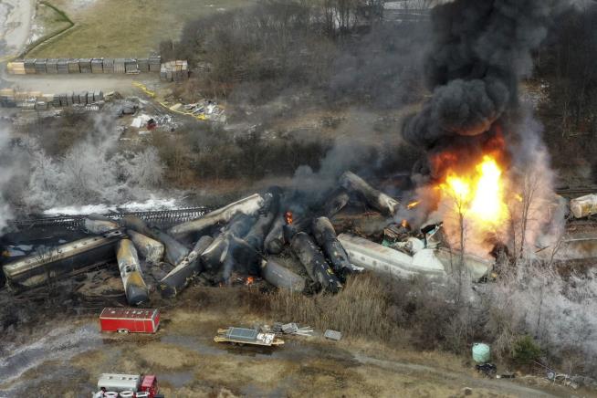 Norfolk Southern Agrees to Pay $500M Over Derailment
