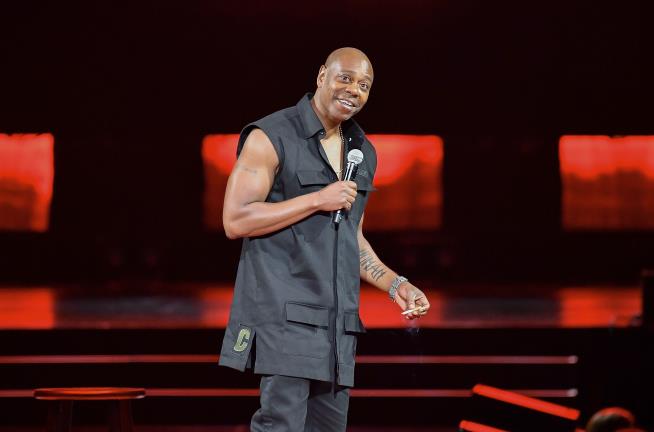 For Dave Chappelle, 'Genocide' Is Applause Line in Abu Dhabi