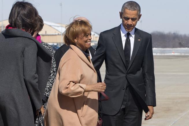 Michelle Obama's Mother Dies at Age 86