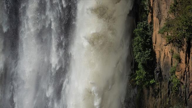 China's Tallest Waterfall Gets an Odd Boost