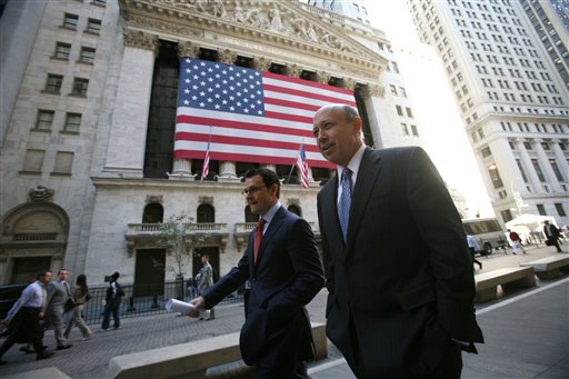 Goldman Bosses Take a Pass on Bonuses