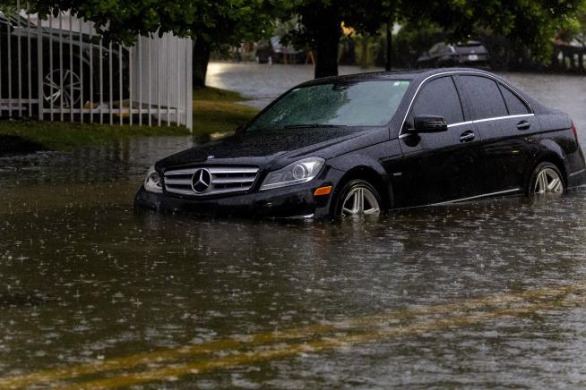 'Wall of Water' Is Drenching Florida
