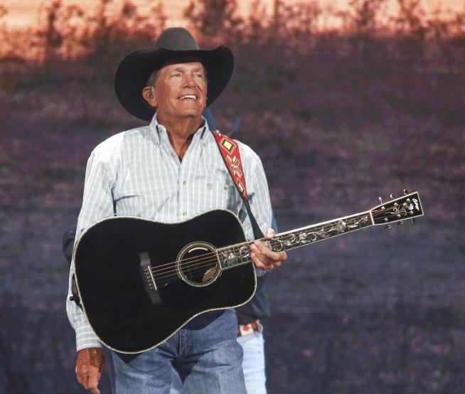 George Strait Just Busted a Concert Record