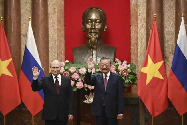 US Condemns Putin's Visit to Vietnam