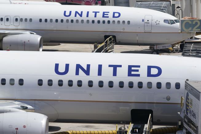 United Pilot Charged in 'Revenge Porn' Case