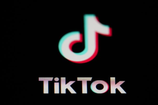 Students Impersonate Teachers in Disturbing Mass TikTok Attack