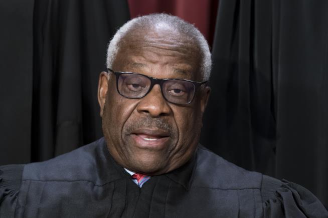 Dem Senators Want Special Counsel for Clarence Thomas