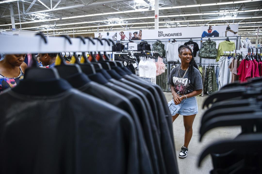 Walmart’s Been Working Hard Toward a Goal: Fashion Cred