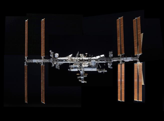 How NASA, SpaceX Will Bring Down Space Station