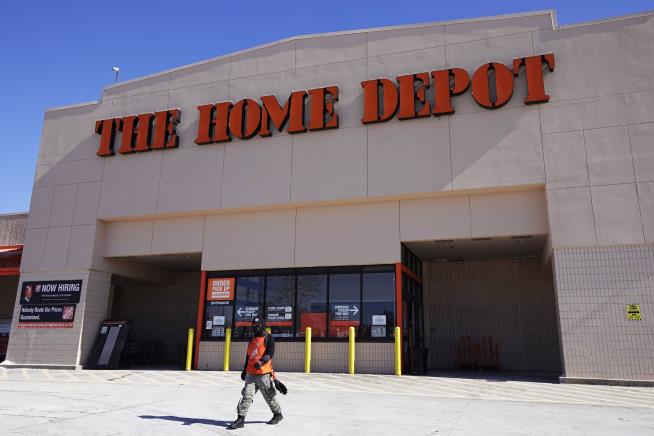 Home Depot Cuts Its Outlook for the Year