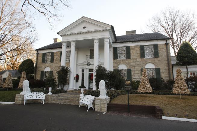 Prosecutors Detail Attempt to Scam Presleys Out of Graceland