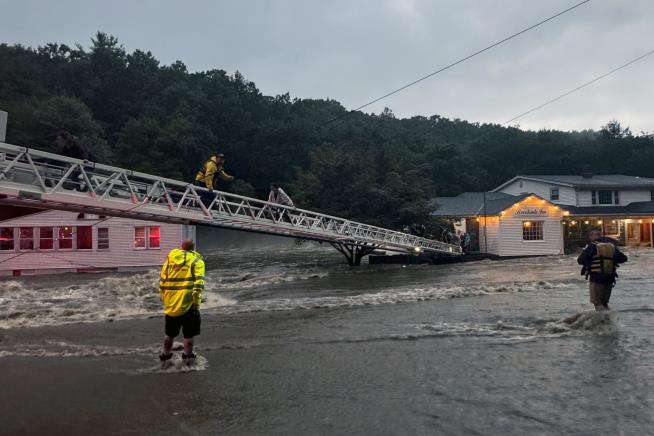 2 Women Swept to Their Deaths in Connecticut Floods