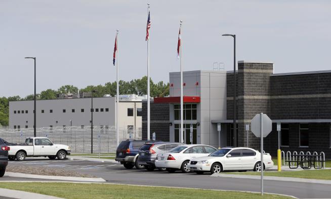 DOJ Investigates Tennessee's Largest Prison Amid Abuse Claims