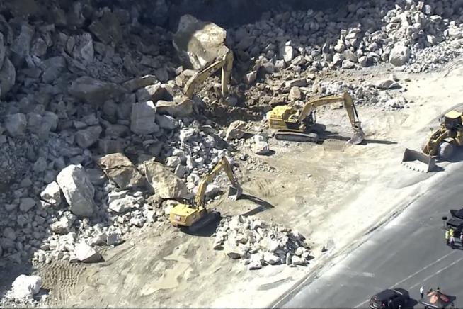 Worker Killed in Rock Collapse at Massachusetts Quarry