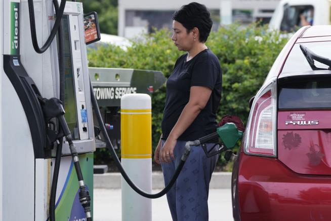 Gas Prices May Cross $3 on Their Way Down