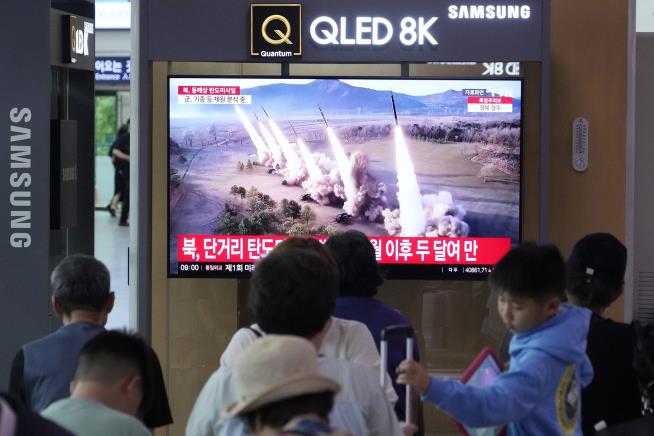 North Korea Fires Short-Range Missiles Toward Sea