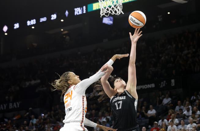 A'ja Wilson First in WNBA to Score 1K Points