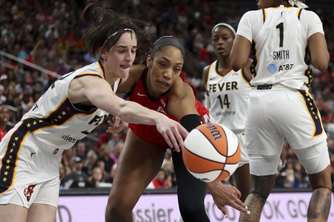 A'ja Wilson, Caitlin Clark Win Honors Unanimously