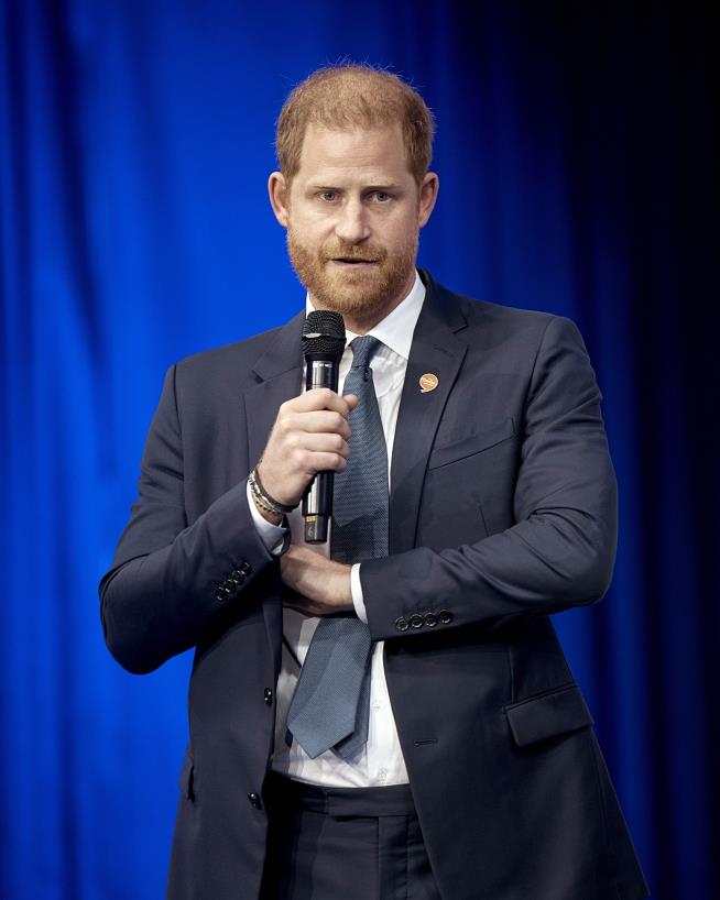 Prince Harry Warns of Online Epidemic Affecting Youth