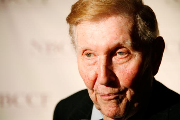 Debt-Laden Redstone May Sell Theaters