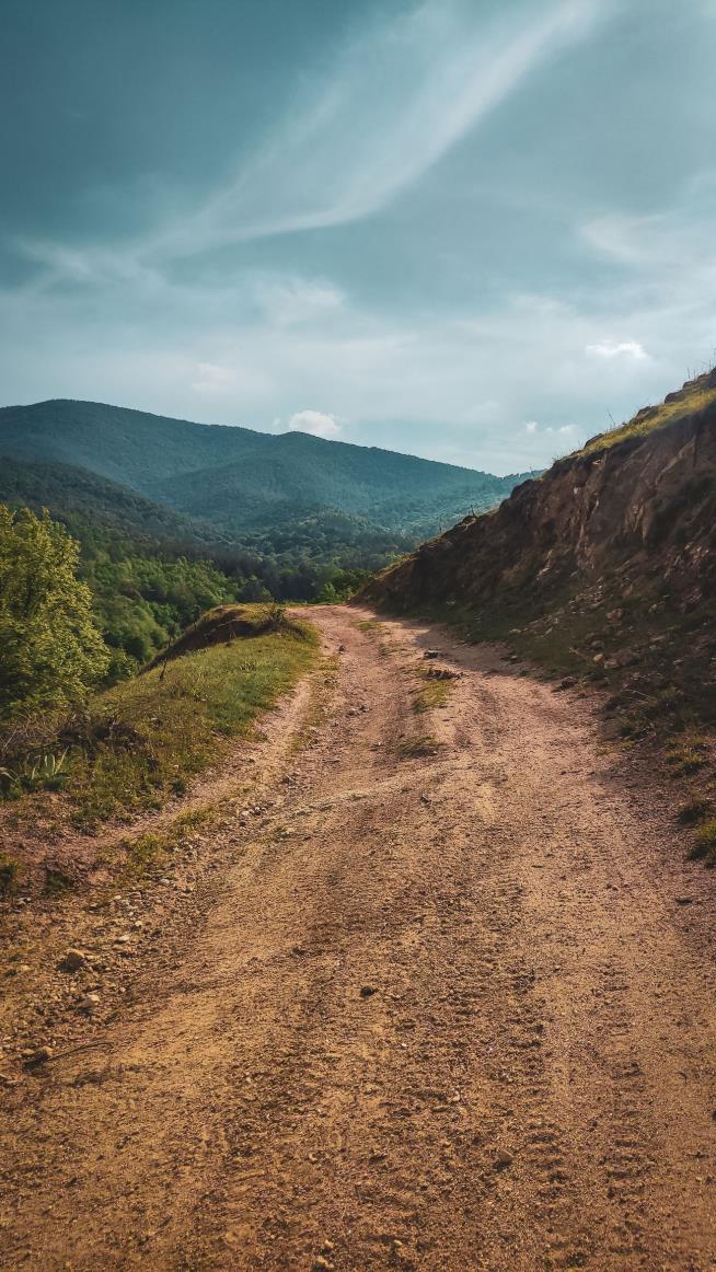 Cops: War Photographer Was Killed on Trail by His Own Son