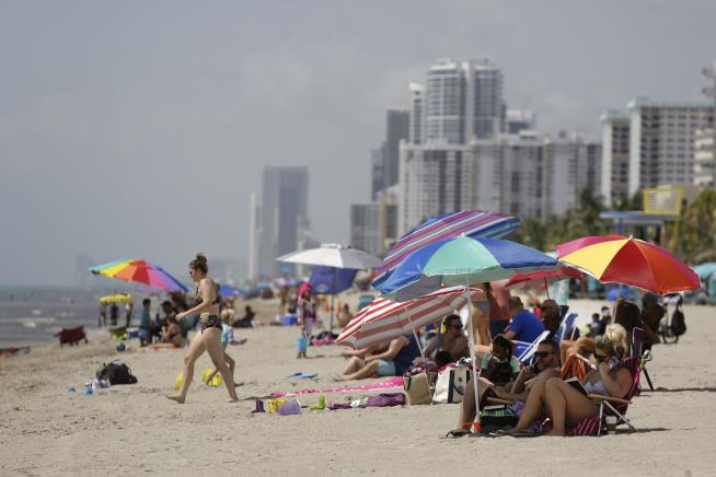 Foreign Migration Drives Population Growth in Florida and Texas