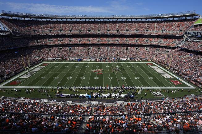 Cleveland's Mayor Rips Browns for Moving to Suburb