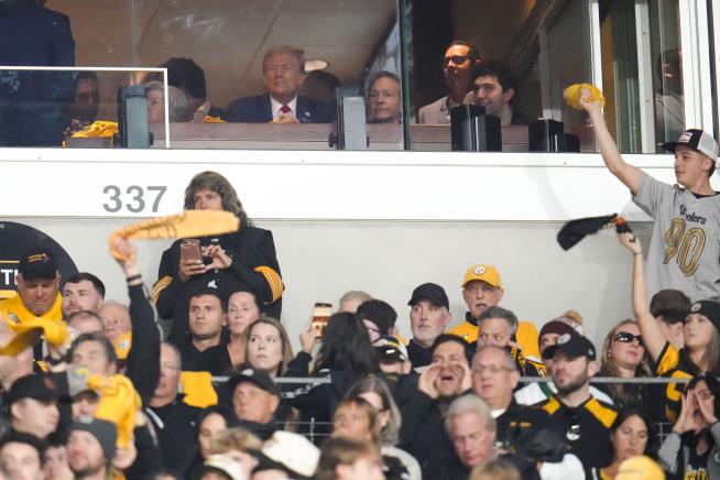 Trump Attends NFL Game, Sparks Mixed Reactions