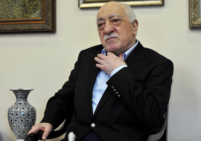 Fethullah Gulen, Influential Cleric Accused of Coup, Dies